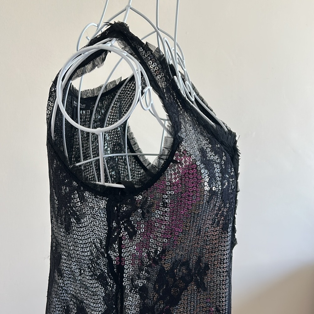 Size M | White House Black Market | Sequin Tank – Excellent Condition - Picture 3 of 12